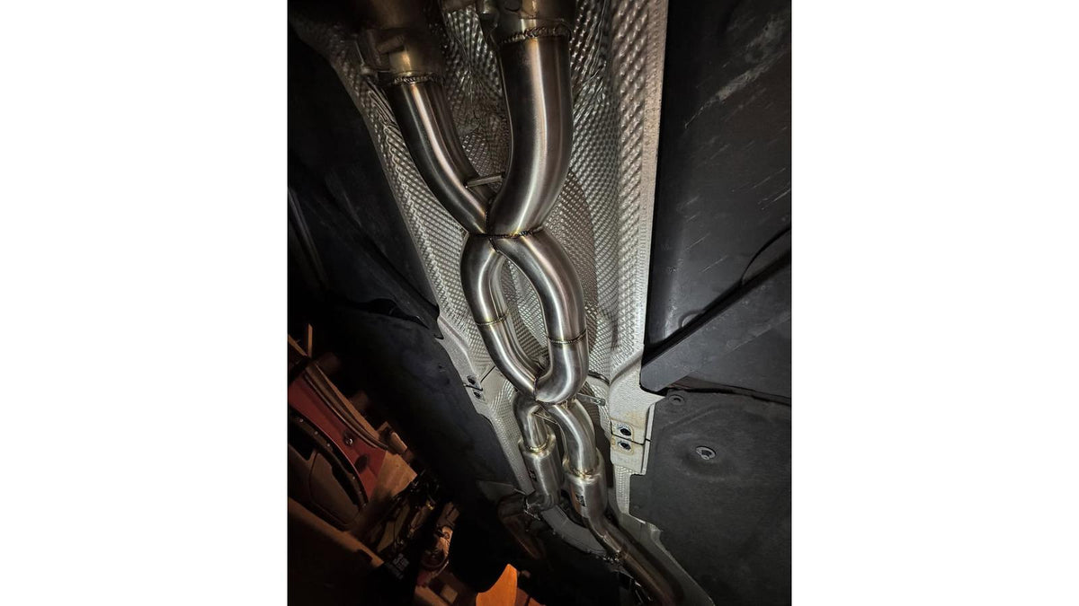 IRL E9x Double X Pipe