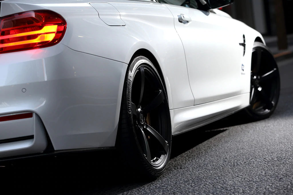 3D Design F82 M4 Carbon Side Skirt Set
