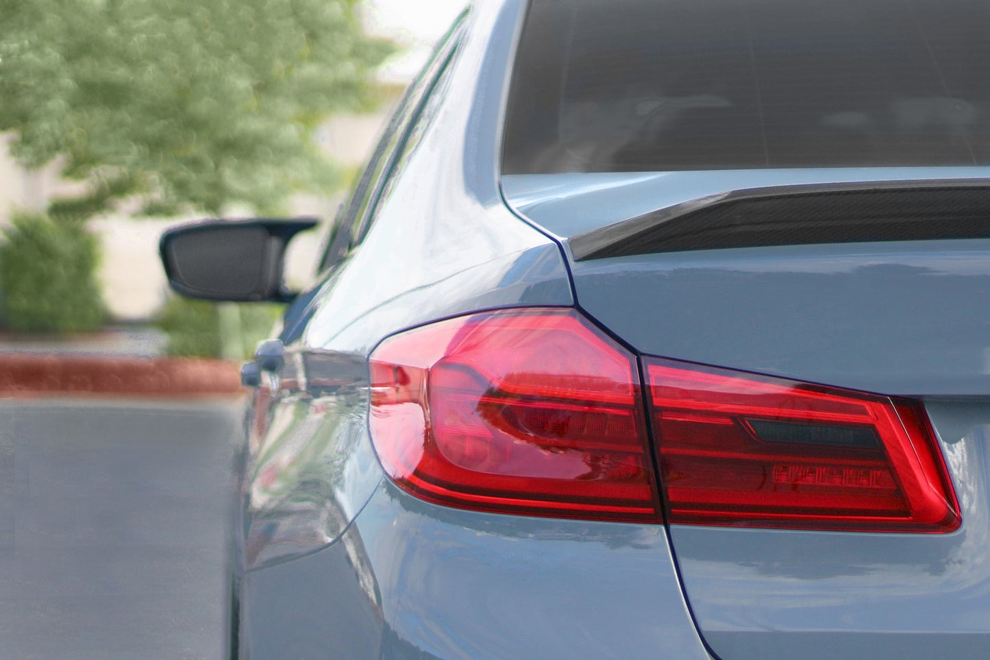 BMW 5 Series 2017-2020 (F90 Pre LCI) Blackline Taillight Overlay Kit