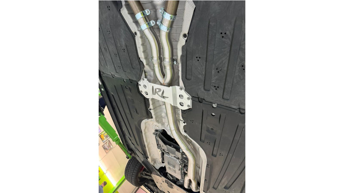 IRL V2 G80 G81 G82 G83 Midpipe ( Brace Included )