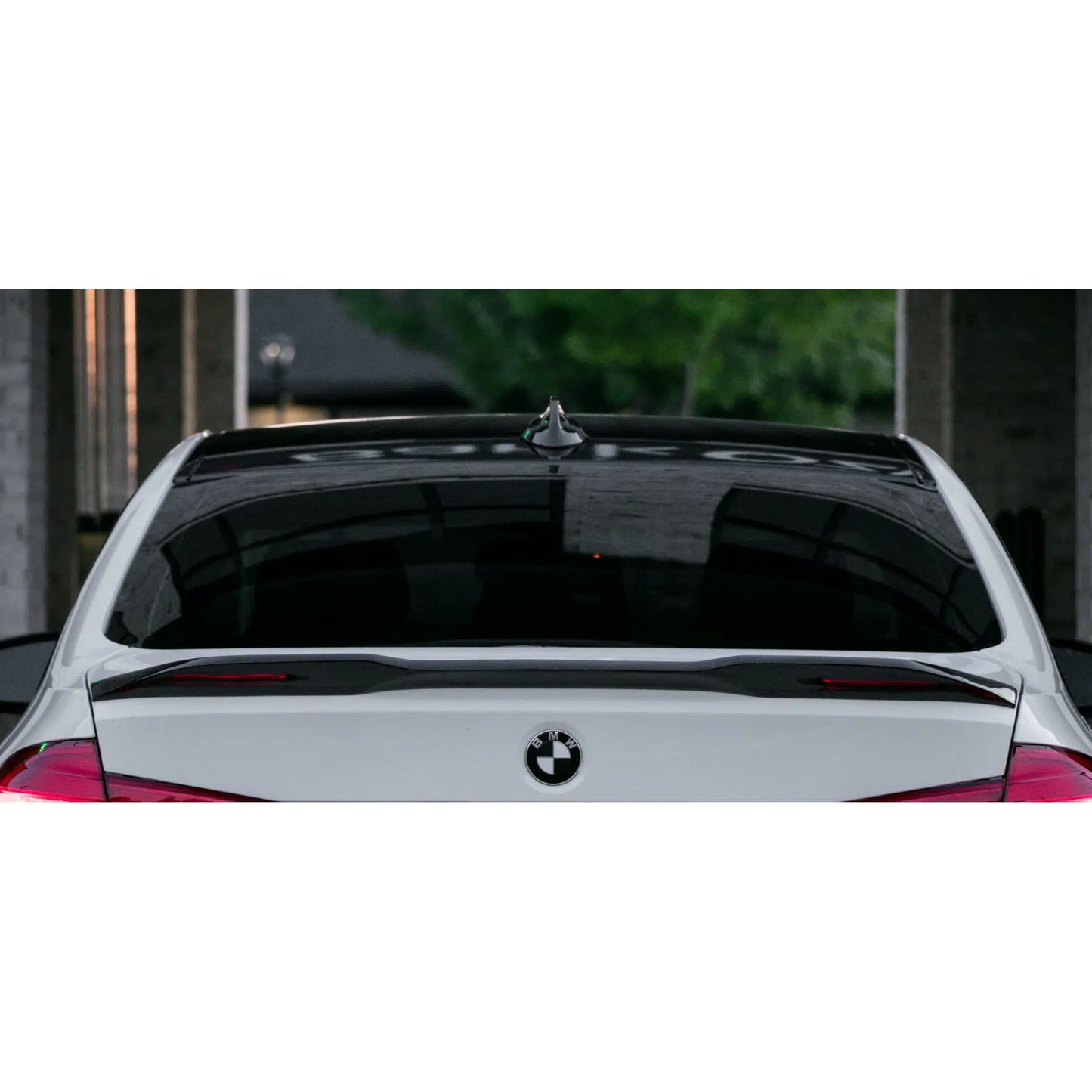 Suvneer HighPro F82 Carbon Fiber Trunk Spoiler