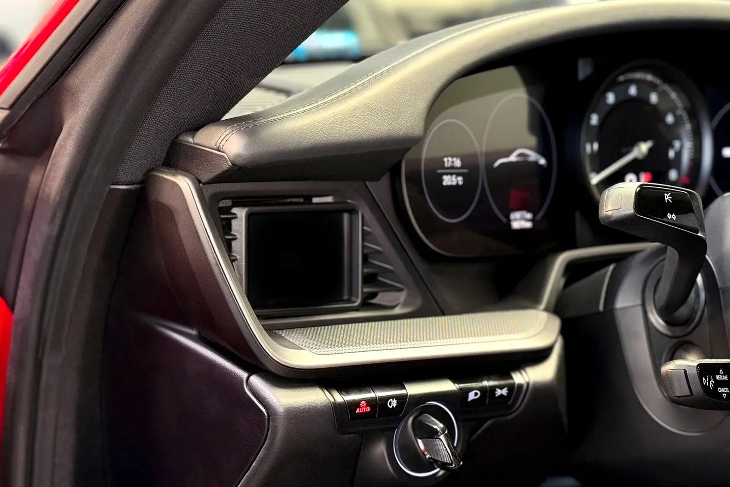 CANchecked Porsche 992.1 911 MFD32 Multi Function Display | 3.2" Gen2 (LHD)