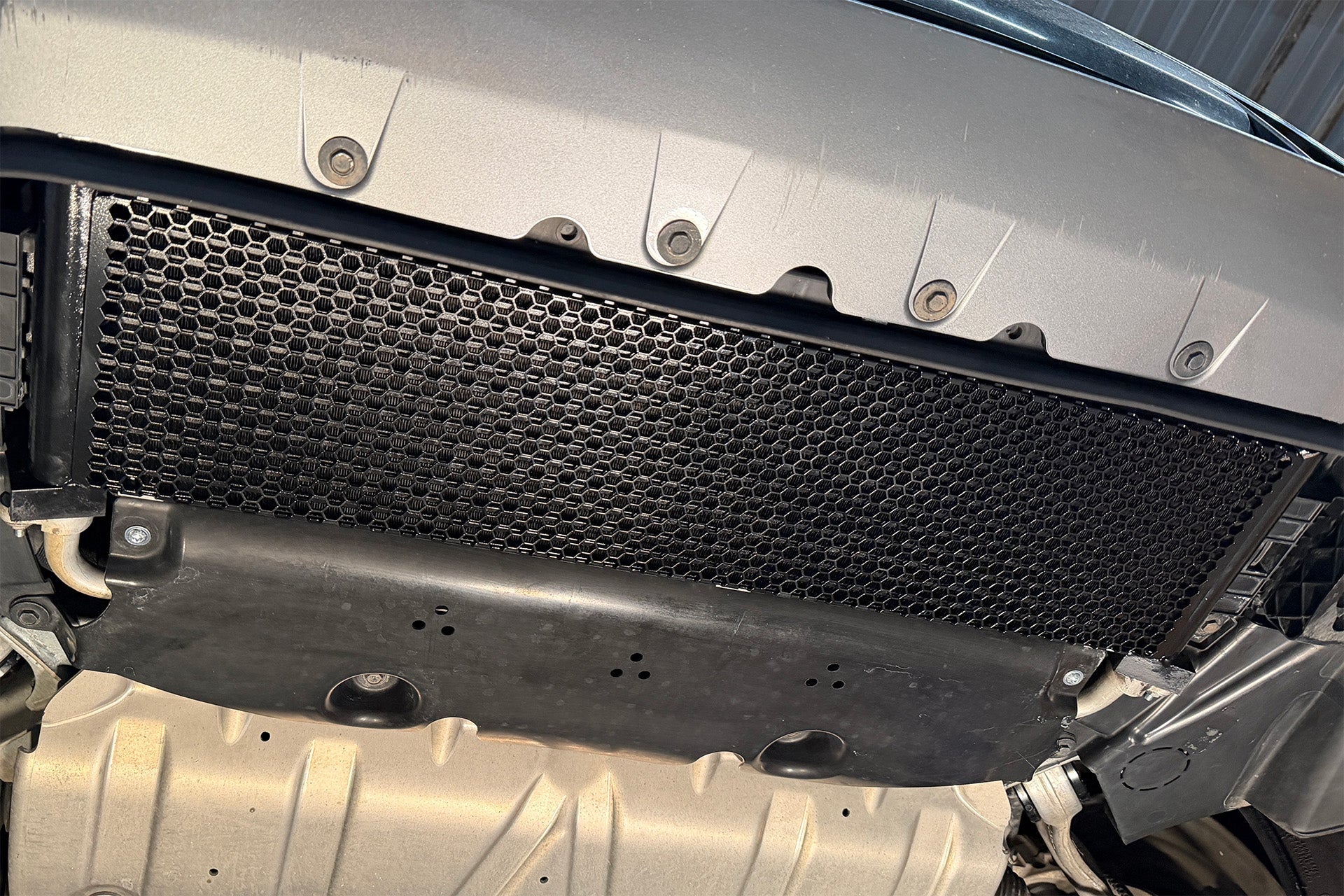 CSF G42 / G2X (B58) Engine Oil Cooler with Rock Guard
