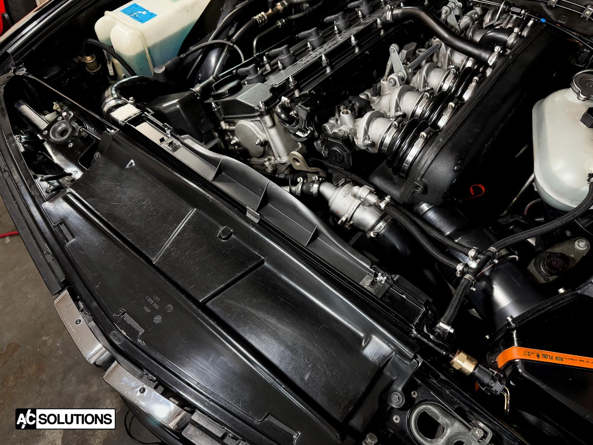 CSF High-Performance Aluminum Radiator (E28 M5) (E24 M6) (17112226018)-Air Conditioning-Silicon Valley Bimmer