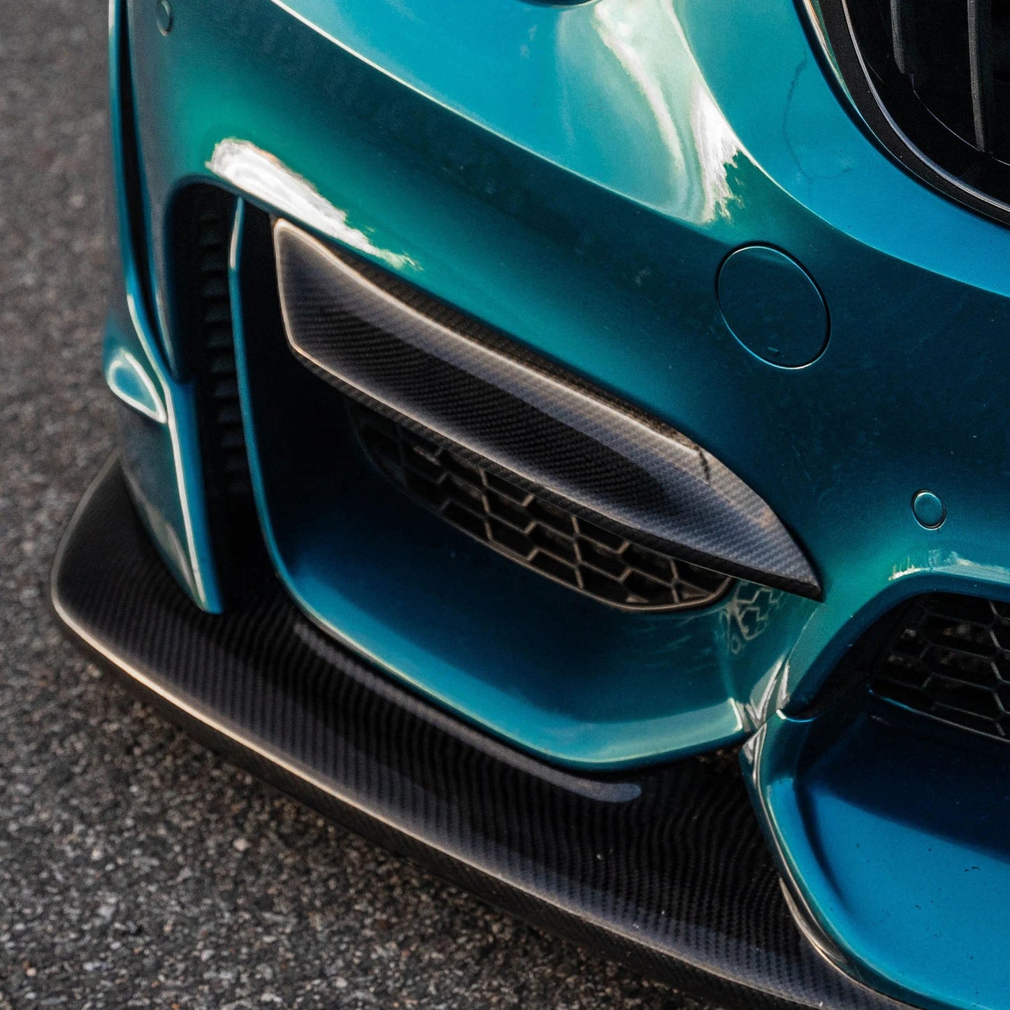 Suvneer Motorsports™ F8x M3/M4 Carbon Fiber Bumper Fangs