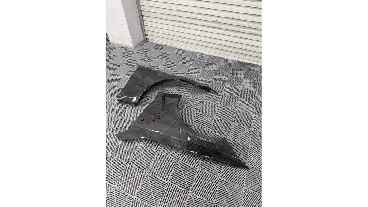 NWCarbon Haus G80 Dry Carbon Fiber V1 Fenders