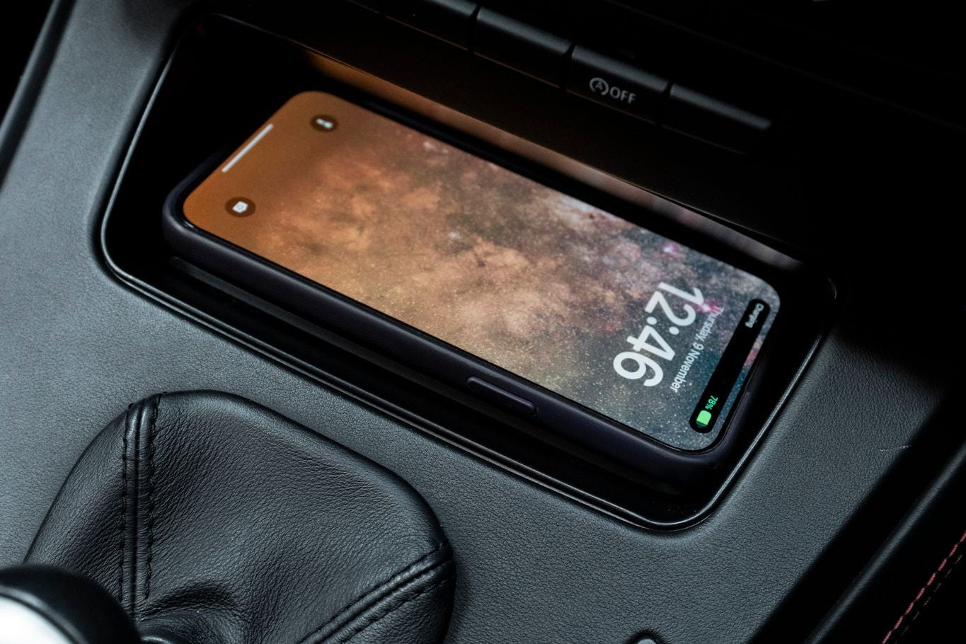 Induktiv E9X 3-Series Wireless Charger Kit-Interior-Silicon Valley Bimmer