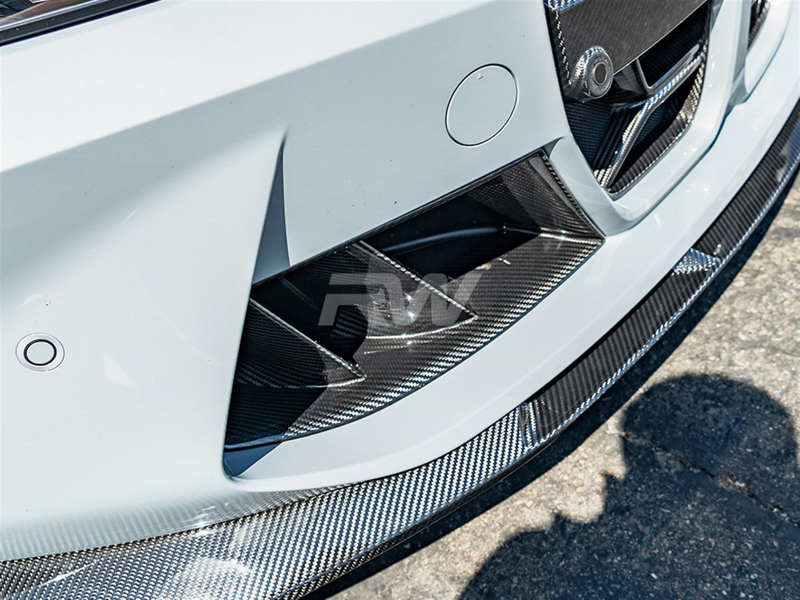 BMW G8X M3/M4 Carbon Fiber Dual Fin Duct Trims