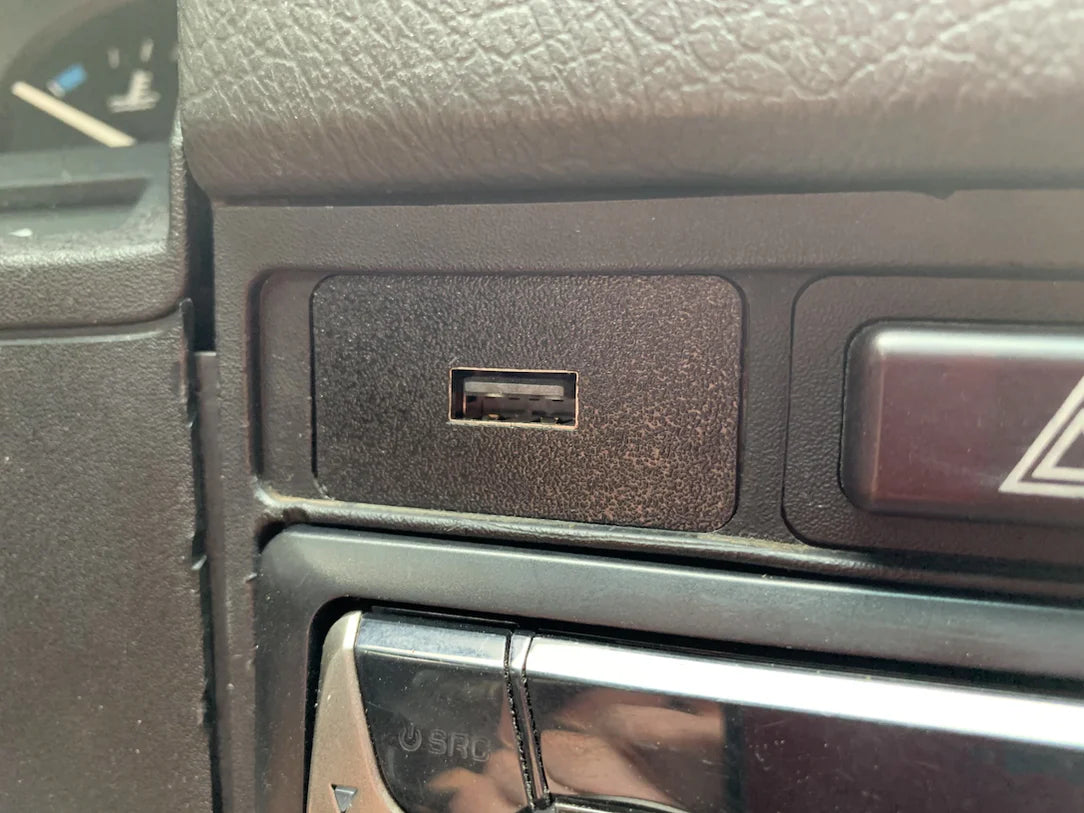 E30 USB Port-Misc-Silicon Valley Bimmer