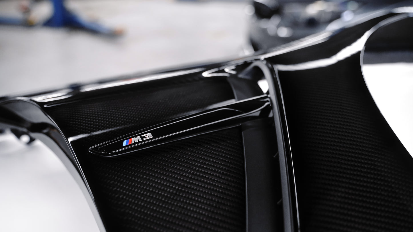 Dinmann BMW F80 M3 Full Replacement Fenders in Carbon Fiber